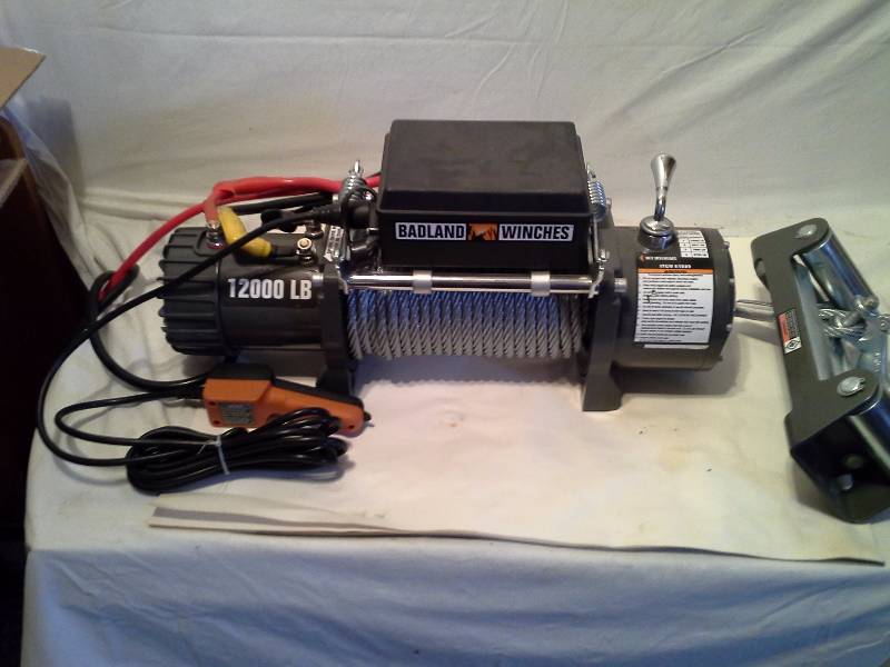 lot 7 image: 12000 lb. Off-Road Vehicle Electric Winch with Automatic Load-Holding Brake