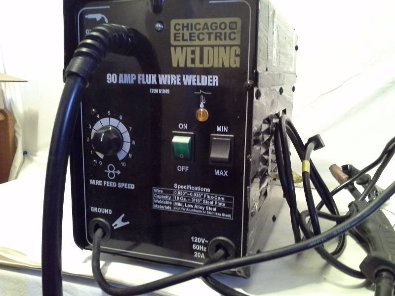 lot 8 image: 90 Amp-AC, 120 Volt, Flux Cored Welder