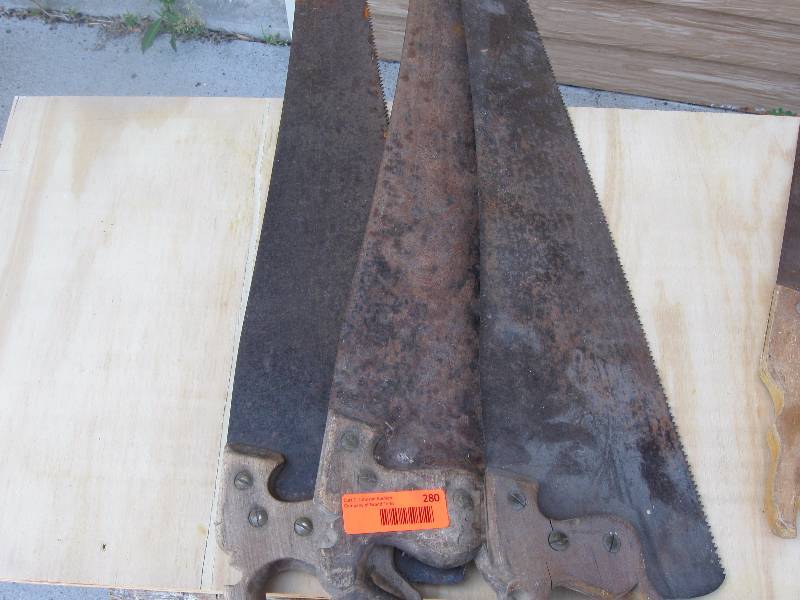3 Hand saws