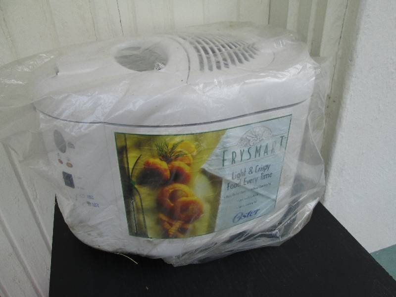 Oster deep fryer, used 4 times, ver...