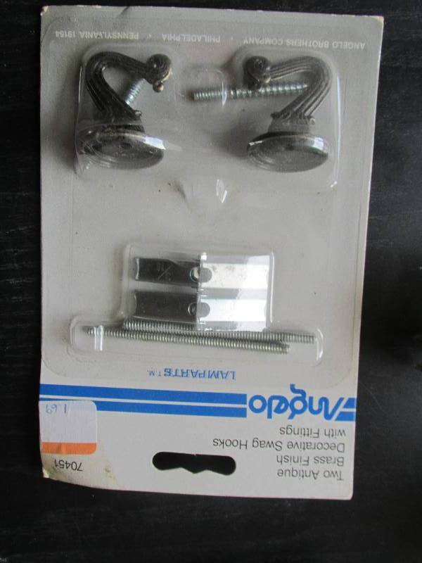 New key locks, thumb button, pair o...