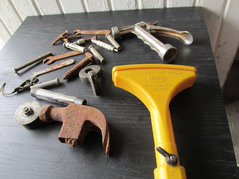 Spray nozzle, extension wrenches, 3...