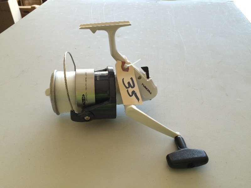 Tundra Fishing Reel  TU-80  lightly used & works fine