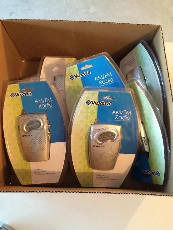 New AMFM Radio with earphone  Lot of 10  Makes for great gifts, garage sale or flee market sale items