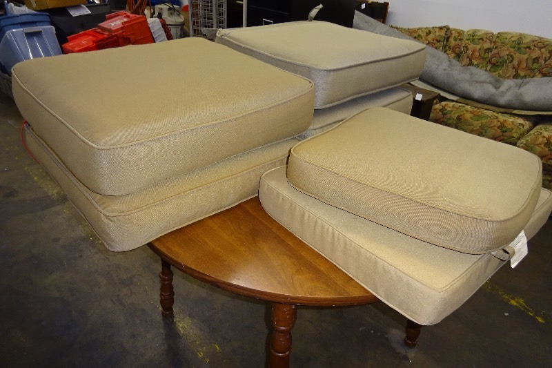 3 sets cushions