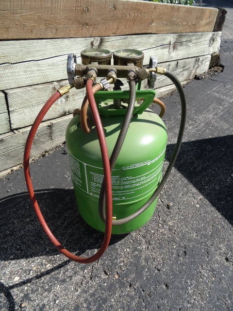 lot 27 image: Ac test gauge set