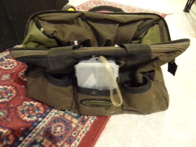 lot 38 image: McGuire nichols tool bag