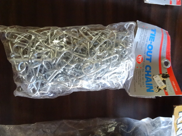 lot 46 image: Tie out chain