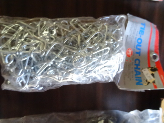 lot 47 image: Tie out chain