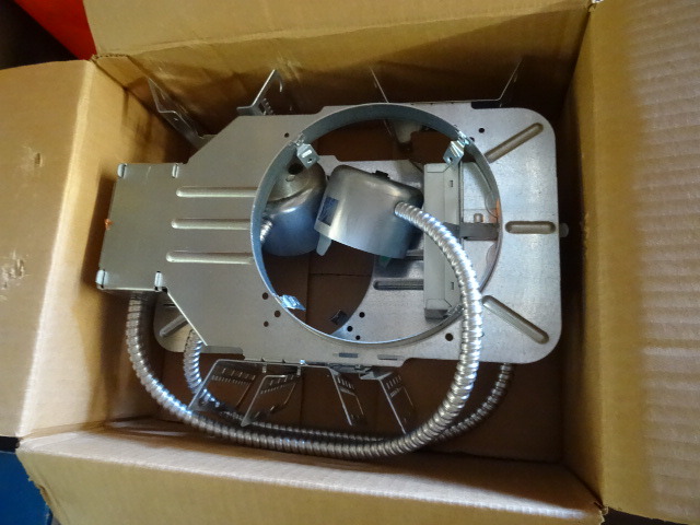 lot 56 image: Light olier frame kit