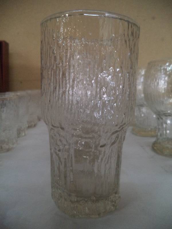 Stacking glasses