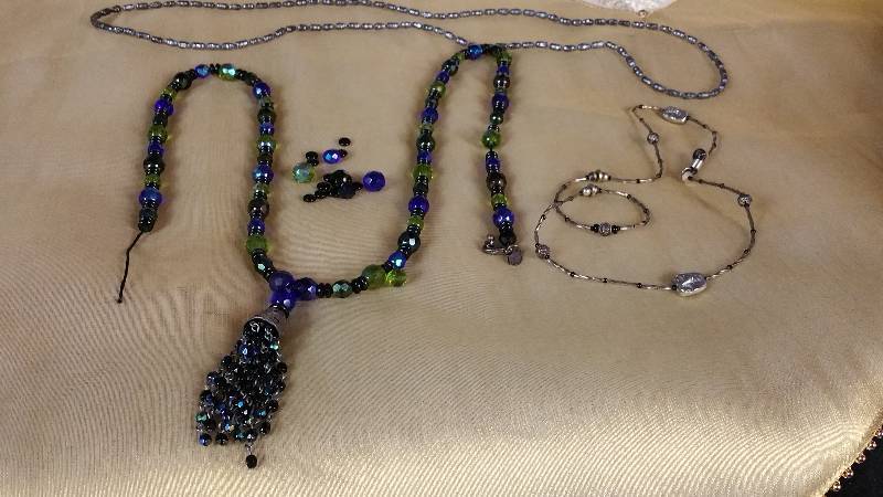 lot 74 image: Lot of (3) Elegant Necklaces