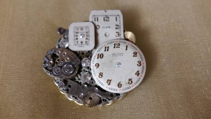 lot 86 image: Signed Steampunk Pin