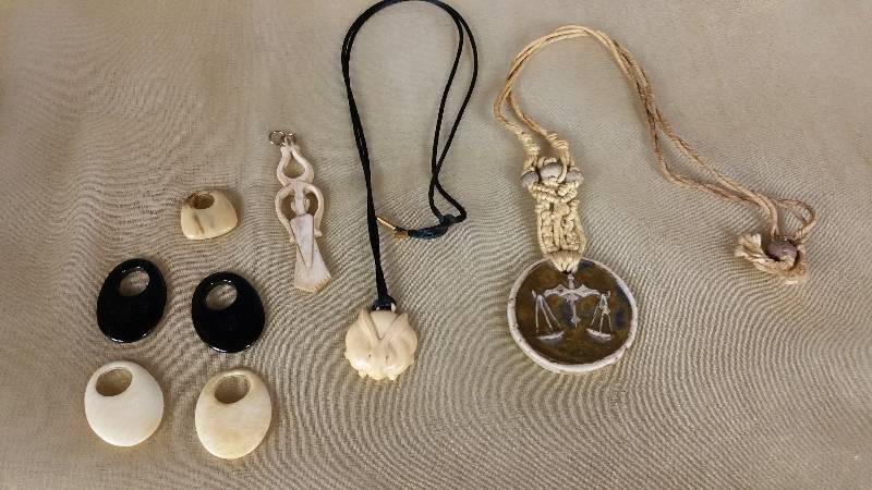 lot 109 image: Interesting Lot - Possible Ivory   More