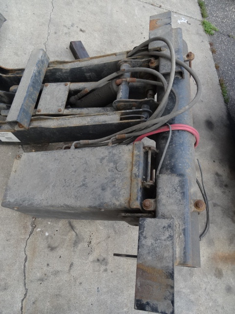 Hydraulic ramp
