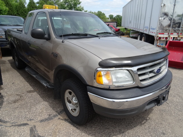 2003 Ford Pickup