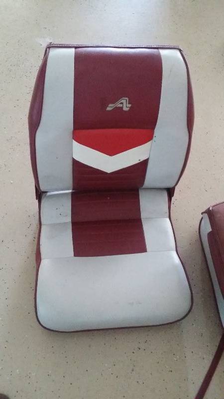 Boat seats