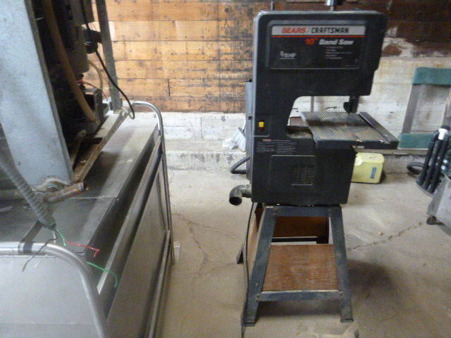 lot 58 image: Sears Craftsman Band Saw