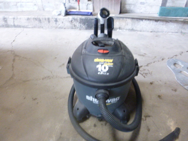 lot 75 image: Shop-Vac Quiet WetDry Vacuum