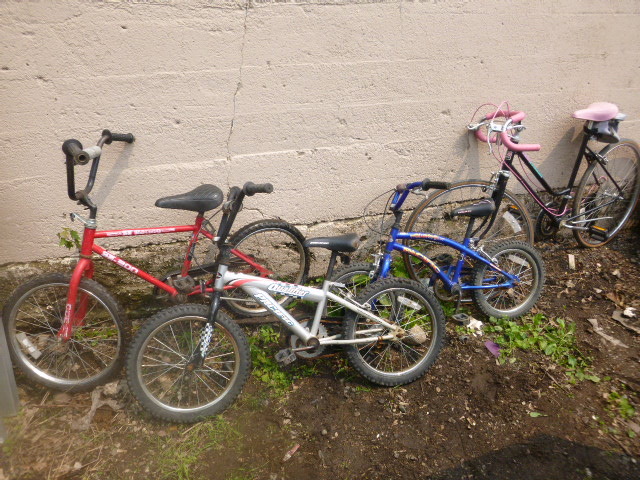 lot 88 image: 4 Bicycles