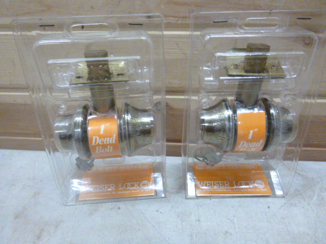 lot 98 image: 2 New Weiser Dead Bolt Locks