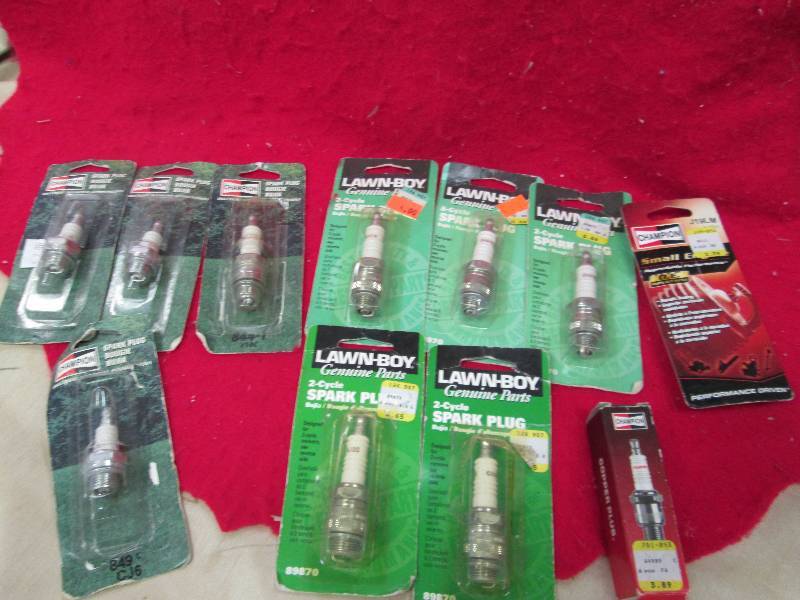 Champion spark plug 849 CJ6, Lawn-b...