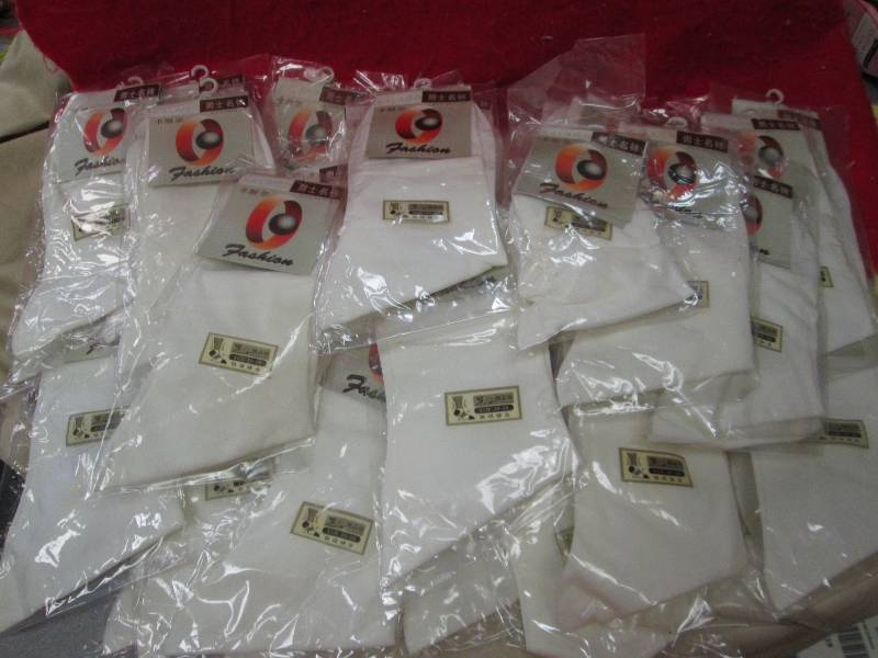 Qty 32 Kalaier fashion mens soaks ...