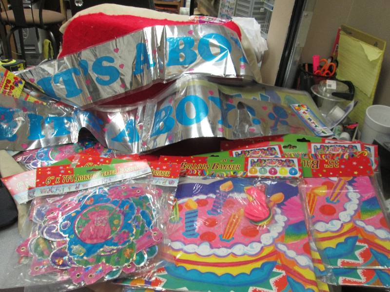 8- 35 balloon banner, 8-6 x 7ft J...