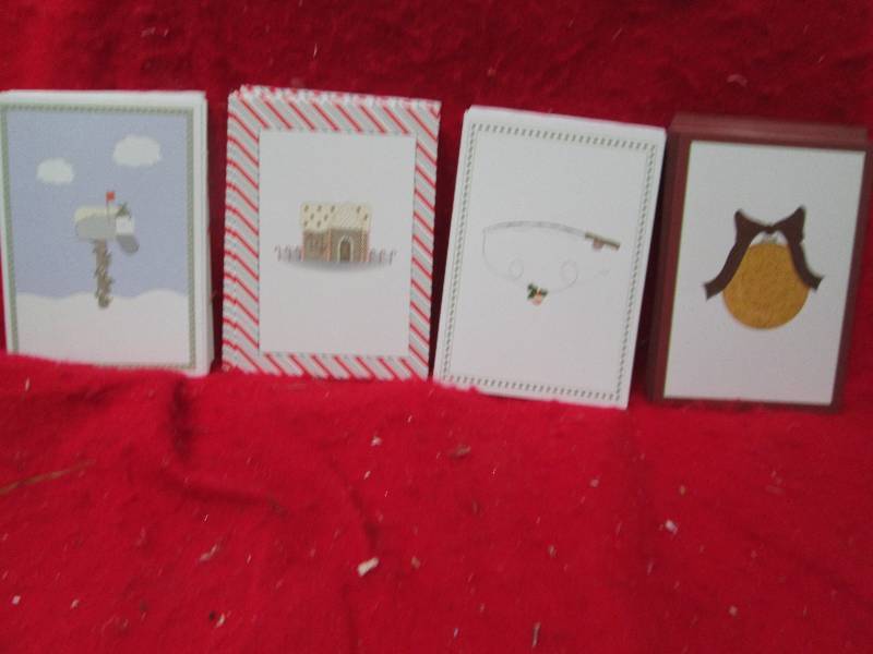 Assortment of 100 different Christm...