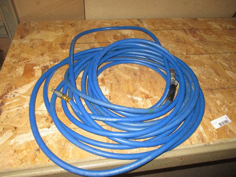 lot 8 image: air hose