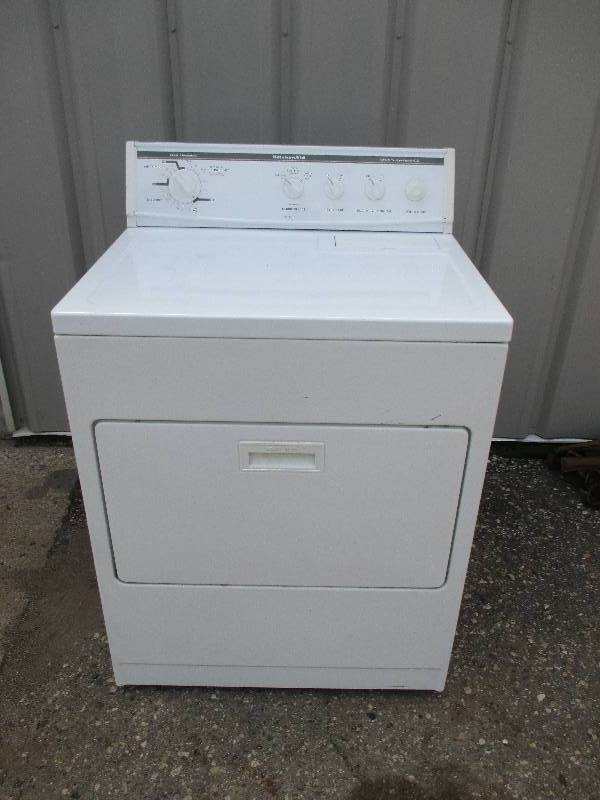 lot 21 image: Kitchenaide Dryer
