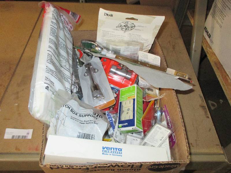 lot 33 image: Plumbingelectrical stuff