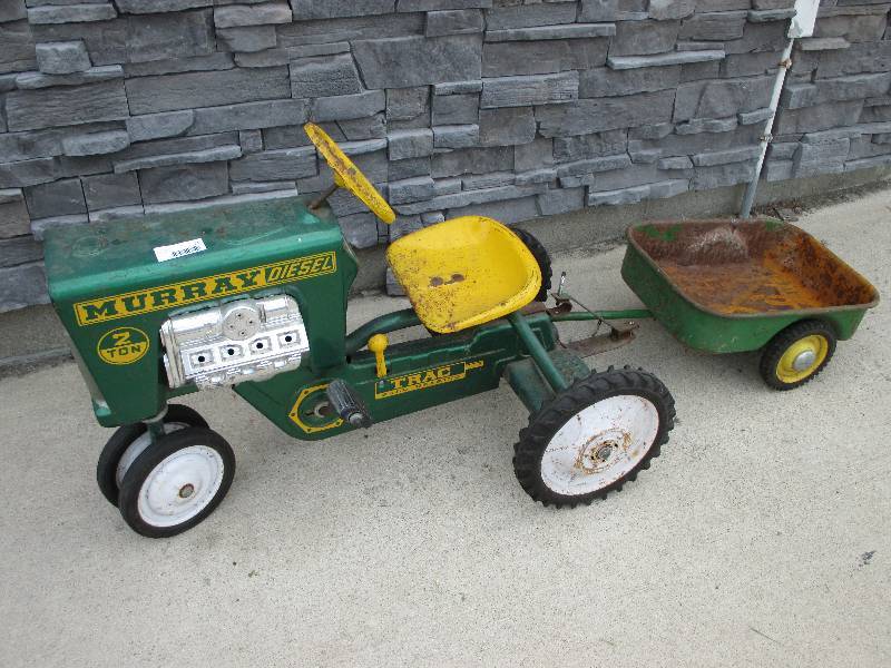 lot 71 image: Murray pedal tractor