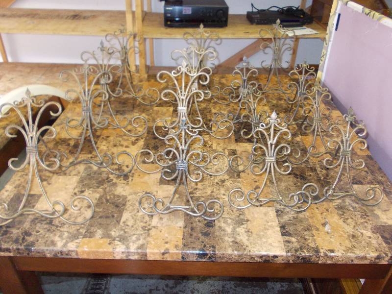 Lot of Picture Easels