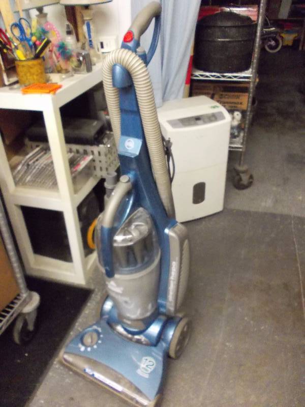 Bissell Upright Vacuum