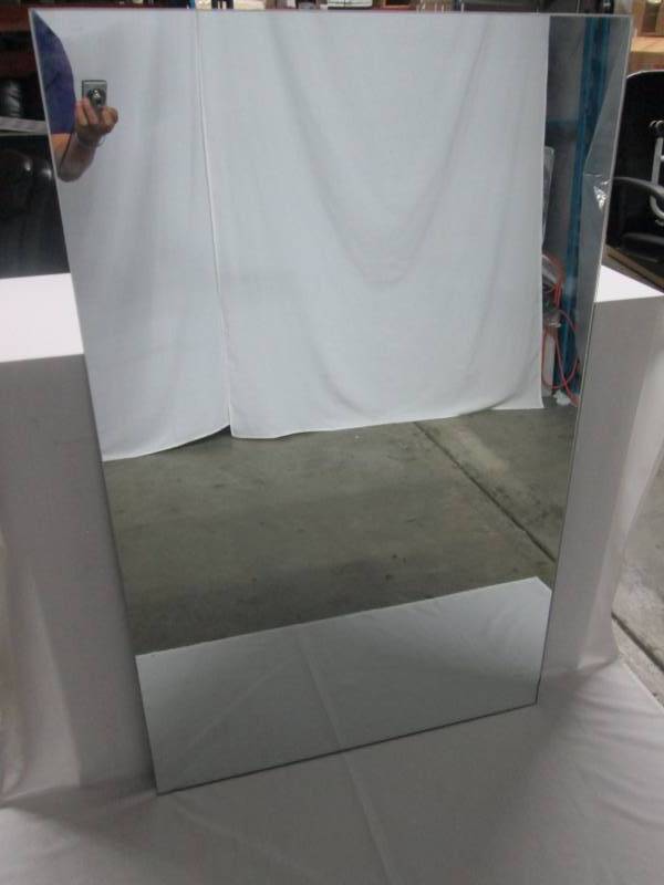 Salon Mirror