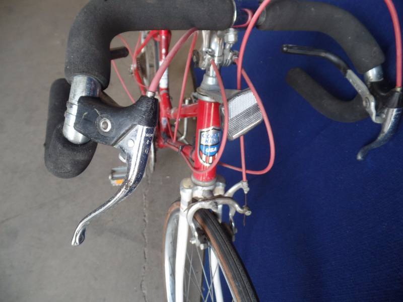 lot 12 image: Ventura 12-Speed Racing Bike