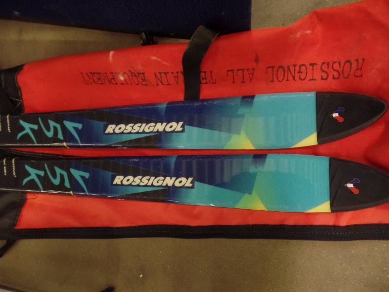 lot 30 image: Rossignol Skis
