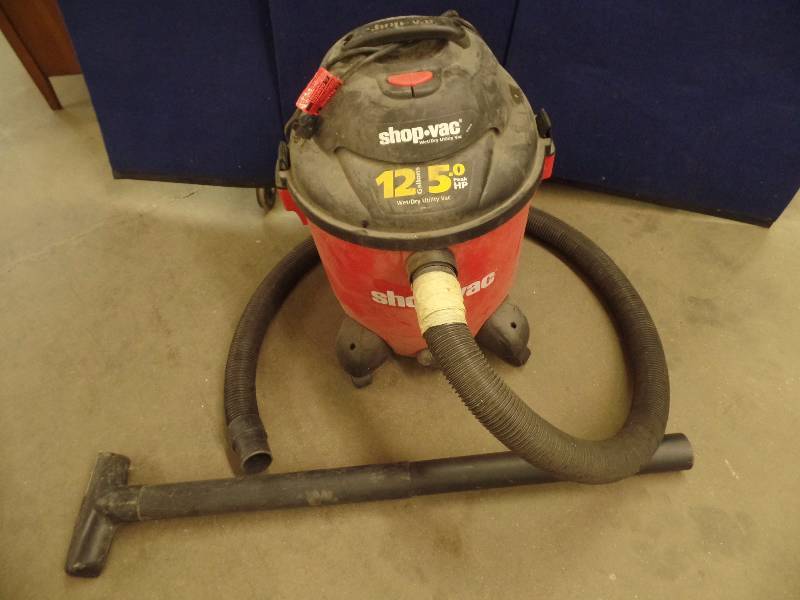 lot 37 image: Shop Vac