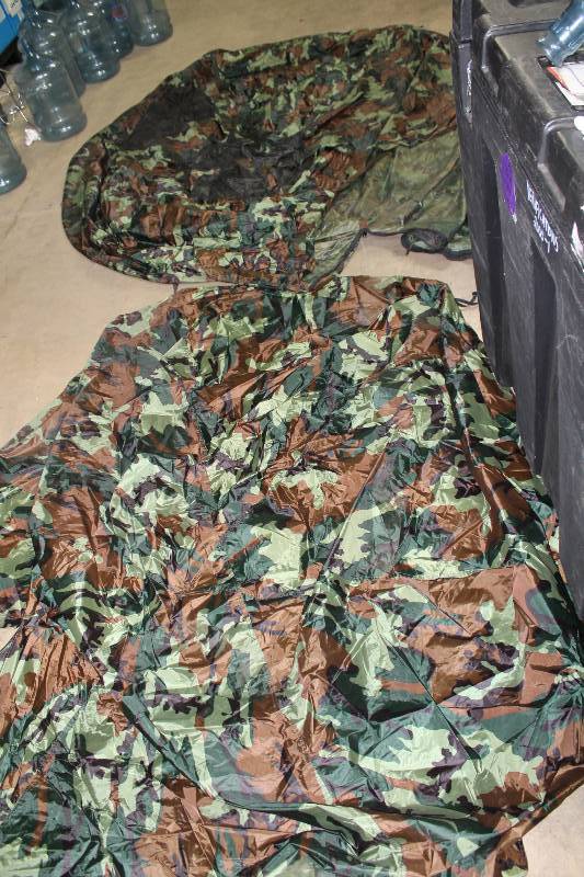 Camoflauge Tent wOut Poles.