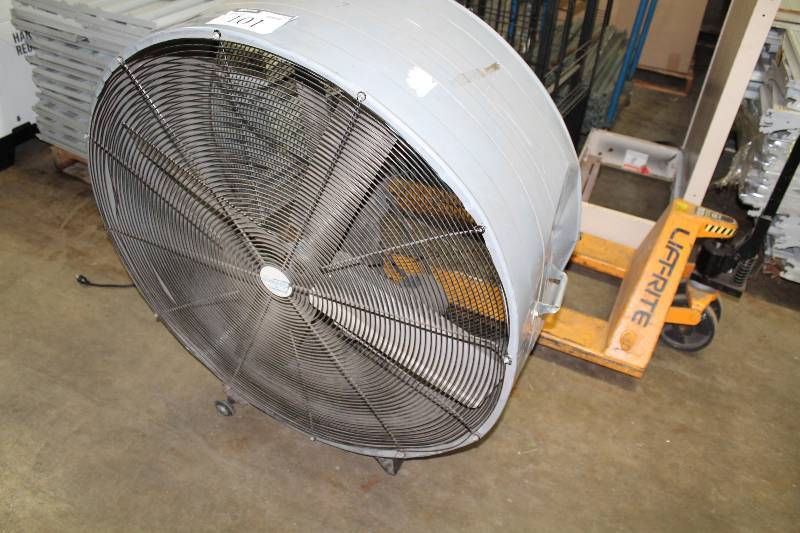 Commercial Circular Metal Fan wHousing 43 x 43.