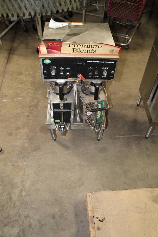 Bunn Commercial Coffee Maker Model Dual 20900-2000 Dual Coffee Drip System 120208V 28.3A 5990W 18 x 19 x 34.