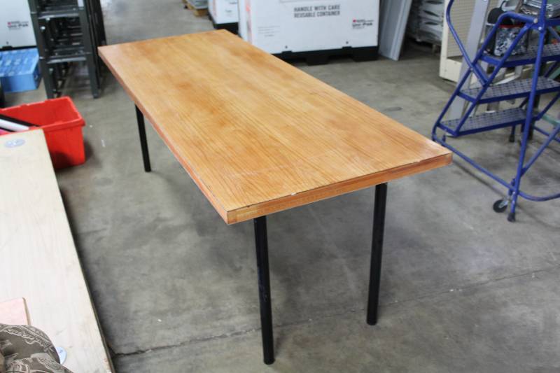 Wood-Style Table wMetal Frame Rectangular 80 x 30 x 30.