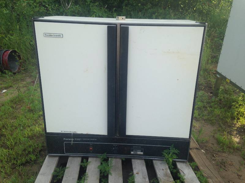 Commercial Grade Incubator