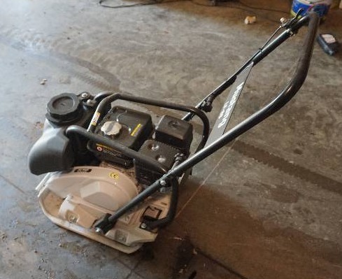 Mustang Loncin Model LF-88 Plate Compactor