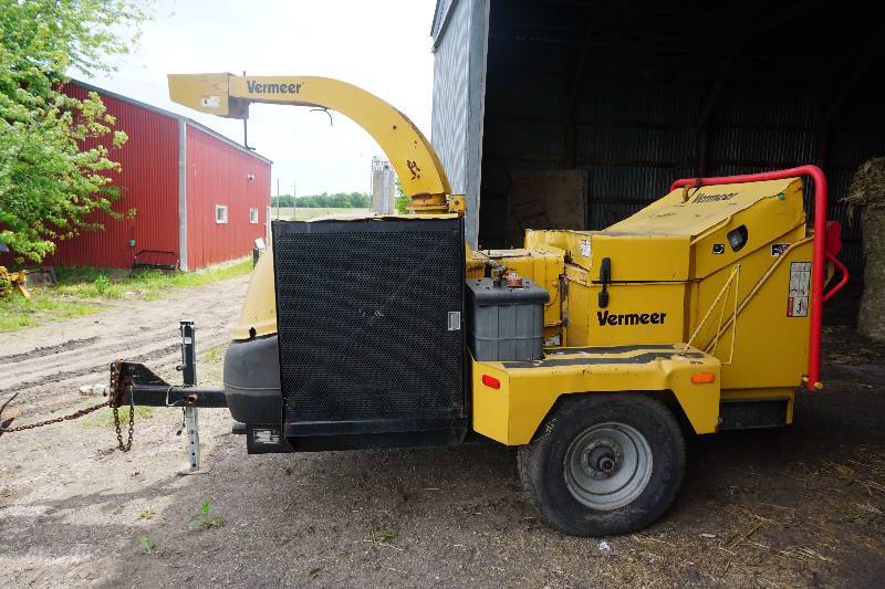 2003 Vermeer Model BC 1400 Diesel Powered Commercial Wood Chipper