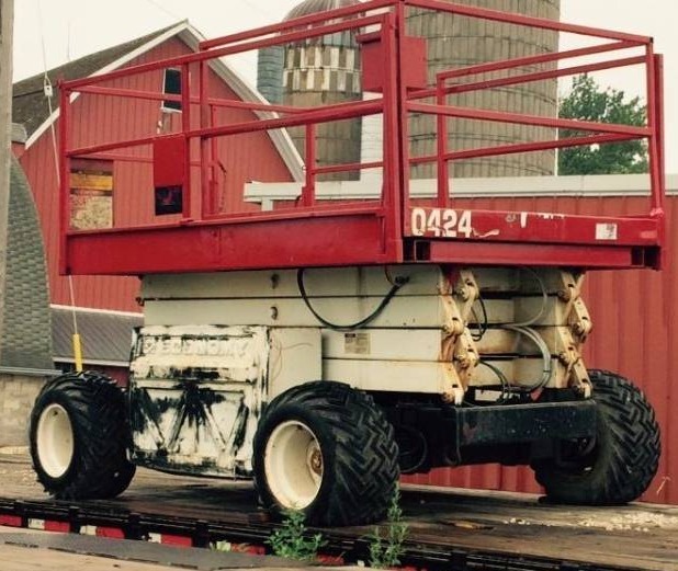 Mid 90s Economy Brand Model SPL-3284 4A Rough Terrain 4 x 4 Scissors Lift