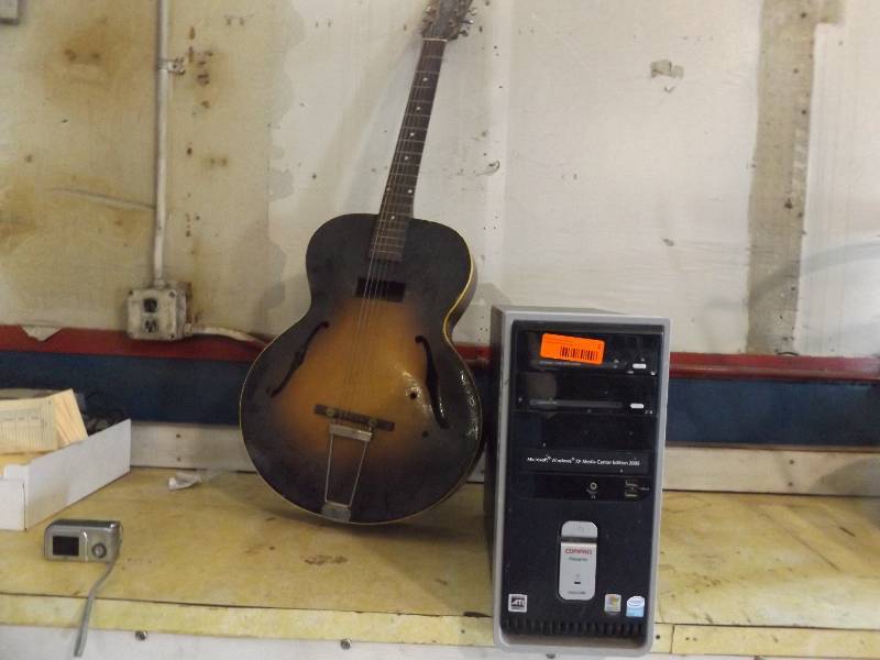 Guitar and Compaq Computer