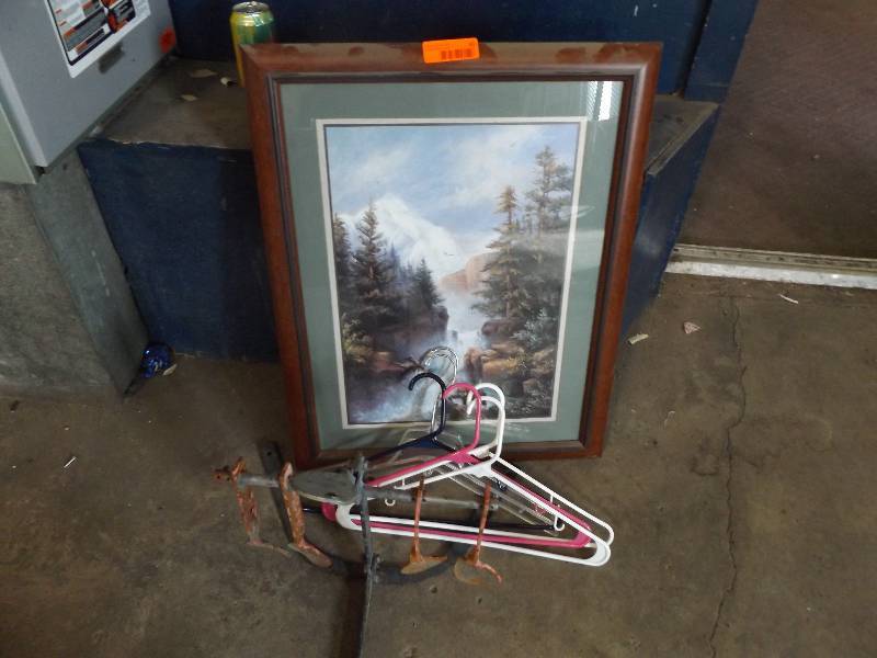 Metal Shot Target, Wall Picture, Hangers