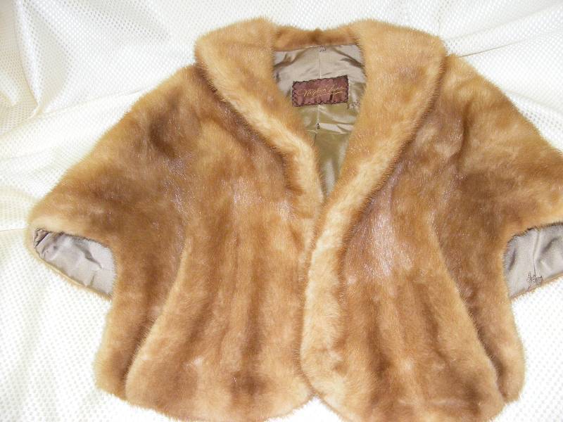 Vintage Fur Stole in Great Condition